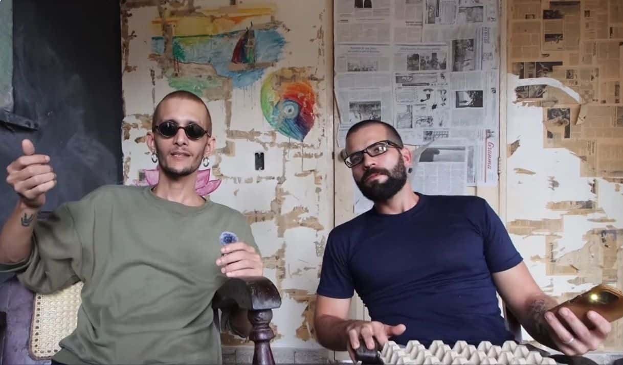 Kamil y Ernesto en El4tico. Foto: Captura de pantalla del canal de YouTube «Sírvete un café»