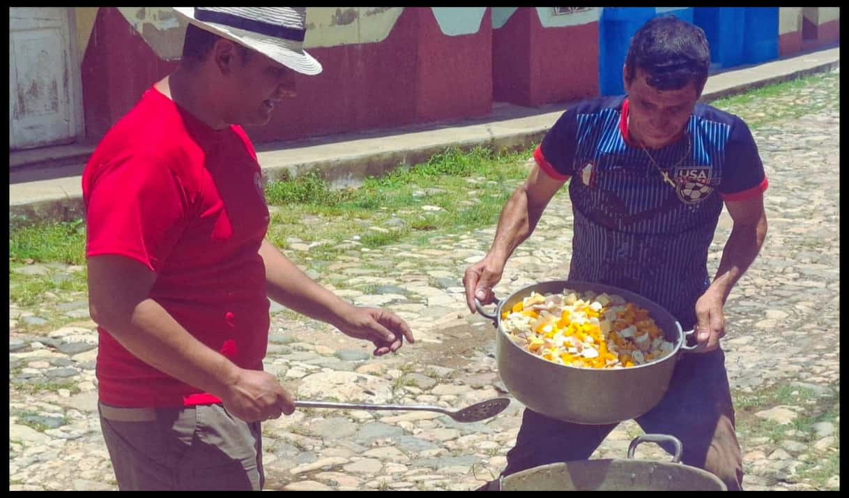 Crecen las redes solidarias ante la escasez de alimentos y el deterioro de la asistencia estatal