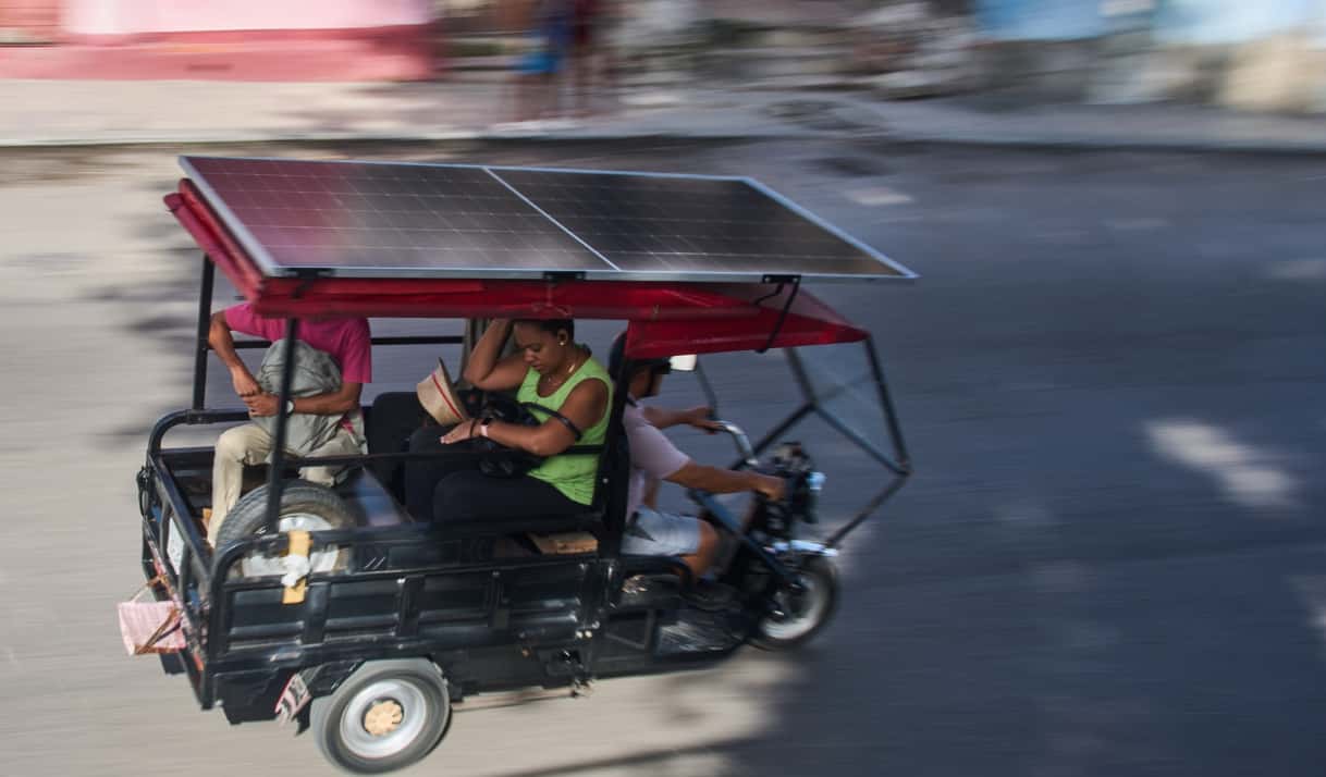 Esto es lo que cuesta poner un triciclo a rodar en Cuba