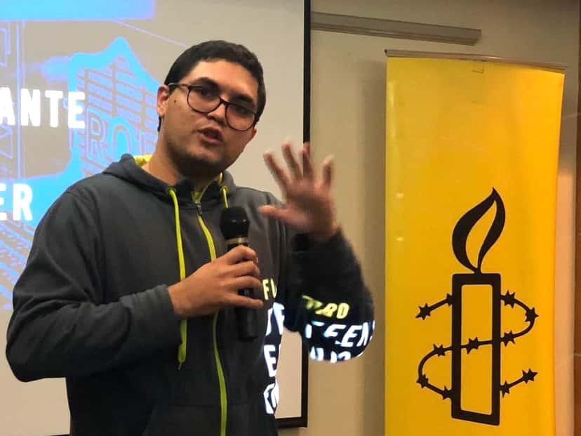 Activista venezolano Luis Carlos Díaz, en charla de Amnistía Internacional